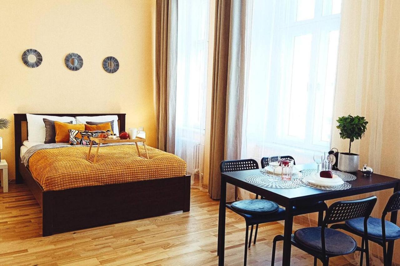 Centrally Located Studio Apartment 리가 외부 사진